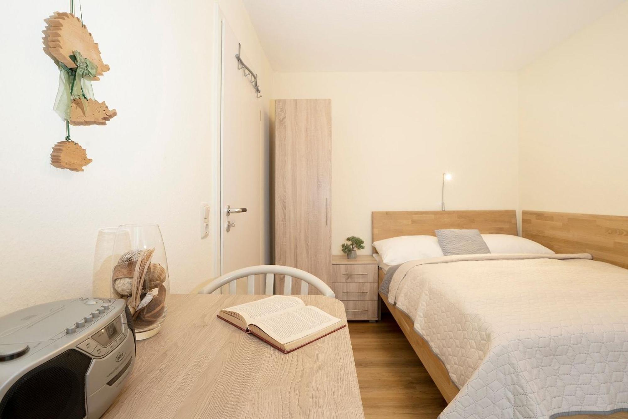 Lindenbuschen 2 Wohnung 3 克伦胡森 外观 照片